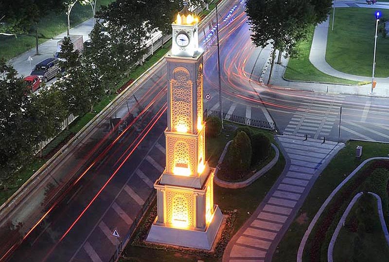 bayrampasa ya saat kulesi