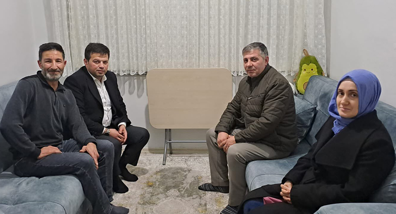 MHP’den depremzedelere ziyaret