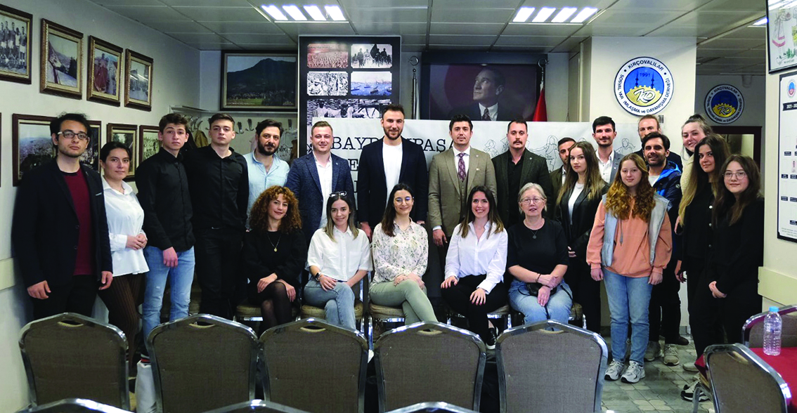 Bayrampaşalı gençler 19 Mayıs’ta buluştu