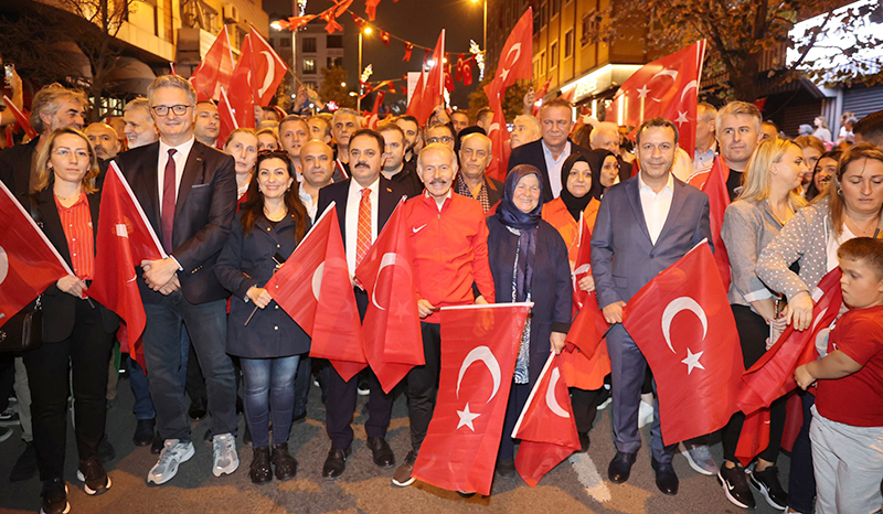 Bayrampaşa’da 100. yıl coşkusu