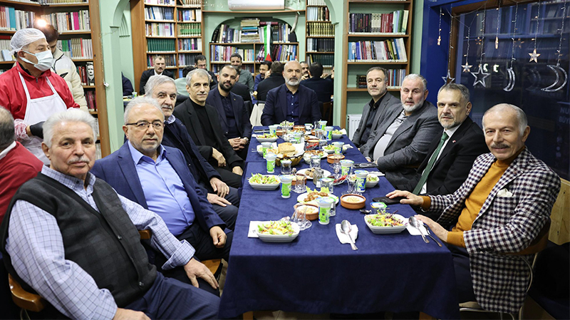 İlim Yayma Cemiyeti iftarı