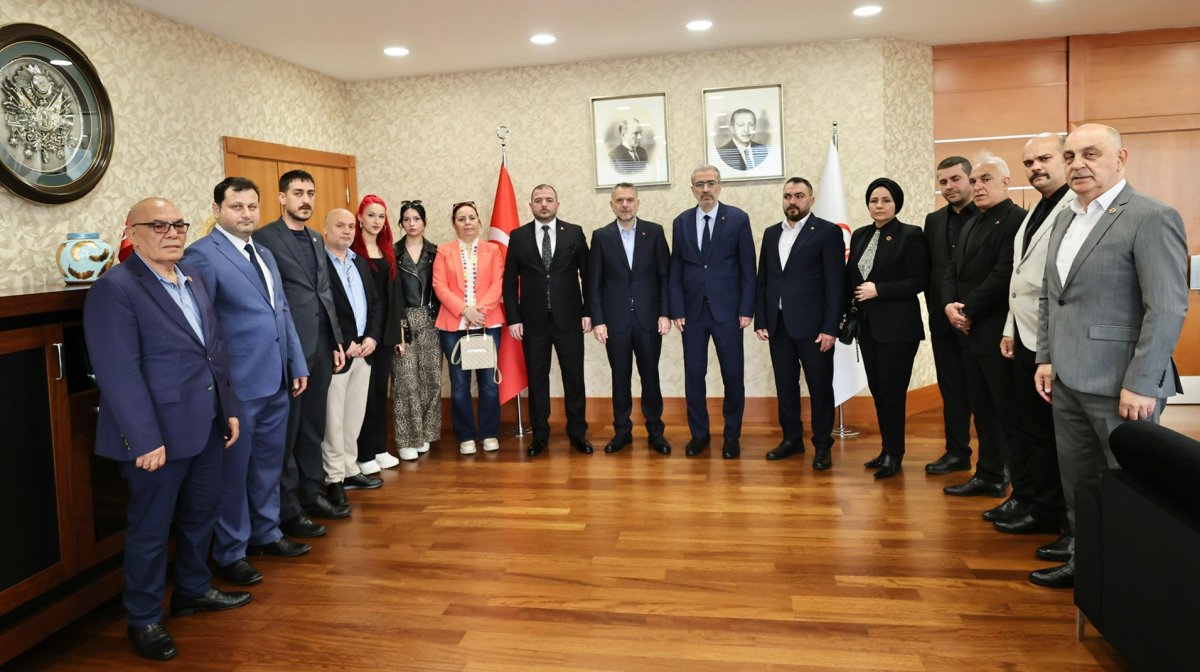 MHP heyetinden, Akın’a anlamlı ziyaret 