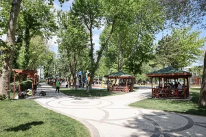 Sabri Akpınar Parkı yeni yüzüyle beğenildi