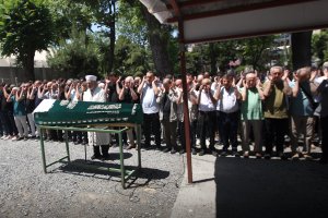 Sabit Öznalçın dualarla ebediyete uğurlandı