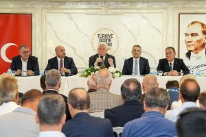 Vali Gül’den Bayrampaşa’da yoğun temaslar