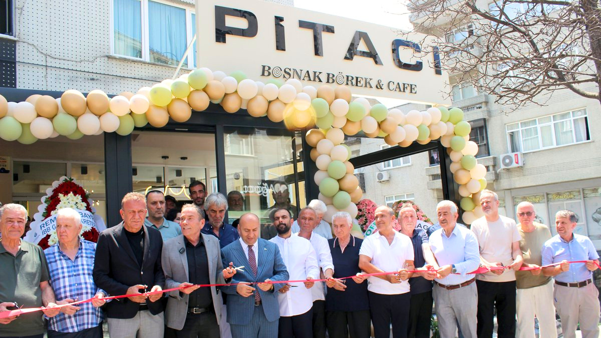 Pitacı Boşnak Böreği & Cafe yenilenen konseptiyle görkemli bir açılış yaptı