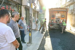 Akın, Bağlar Caddesi’ndeki yenileme çalışmalarını inceledi