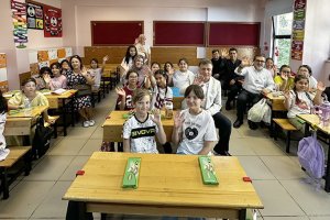 Adem Yıldırım’dan TÜGVA Bayrampaşa yaz okullarına ziyaret
