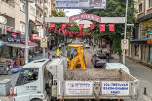 Ali Fuat Başgil Caddesi de yenileniyor