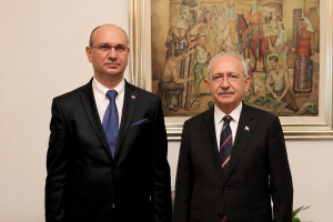 CHP Bayrampaşa'da yeni dönem! İlçe Başkanlığına Mersin Balkan atandı