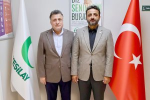 AK Parti’den Yeşilay’a hayırlı olsun ziyareti
