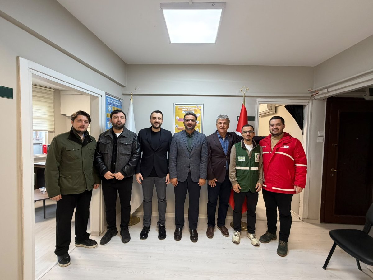 Kızılay Bayrampaşa'dan, Yeşilay'ın yeni Başkanı Sevencan'a hayırlı olsun ziyareti