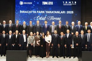 Bekir Taner Ateş, ihracatın başarılı isimlerini kutladı