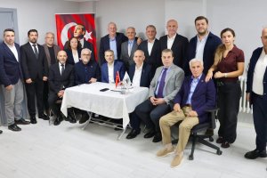 Rumeli Türkleri Derneği'nden gençlerin geleceğine burs desteği