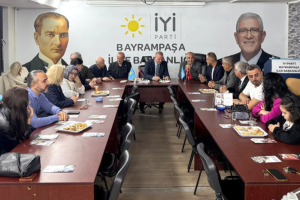Bayrampaşa’da İYİ Parti’nin 9. kuruluş yıl dönümü kutlandı
